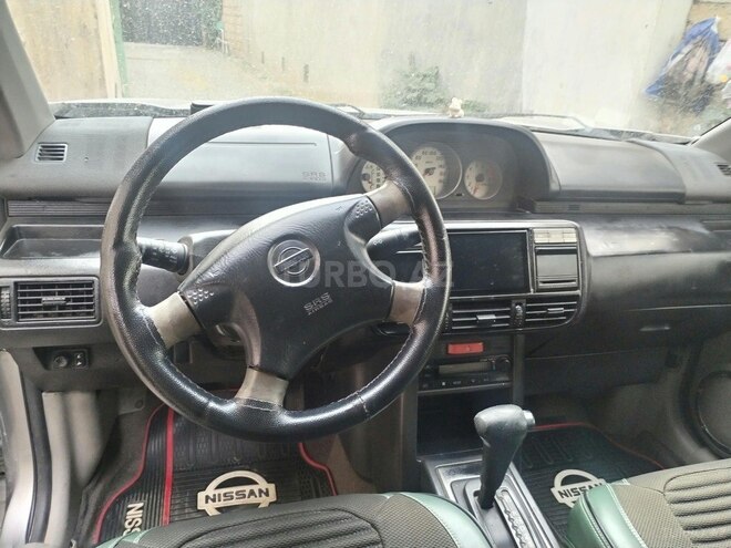 Nissan X-Trail 2000, 270,800 km - 2.0 l - Bakı