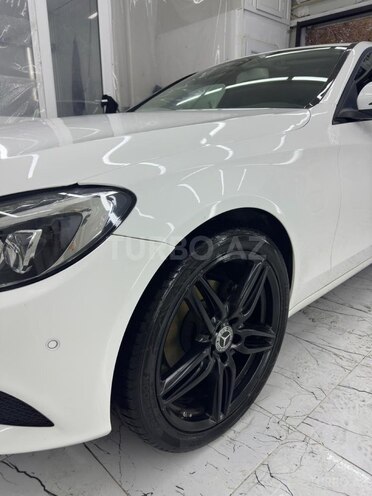 Mercedes C 200 d 2017, 125,615 km - 1.6 l - Bakı