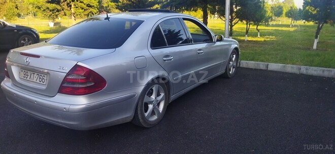 Mercedes E 200 2002, 370,000 km - 2.2 l - Qəbələ