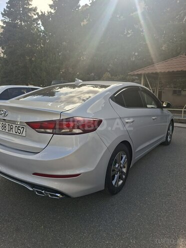 Hyundai Elantra 2018, 107,000 km - 2.0 l - Bakı