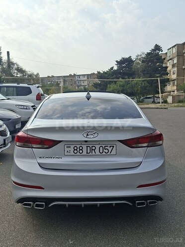 Hyundai Elantra 2018, 107,000 km - 2.0 l - Bakı