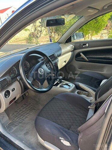 Volkswagen Passat 2001, 397,500 km - 1.8 l - Qobustan