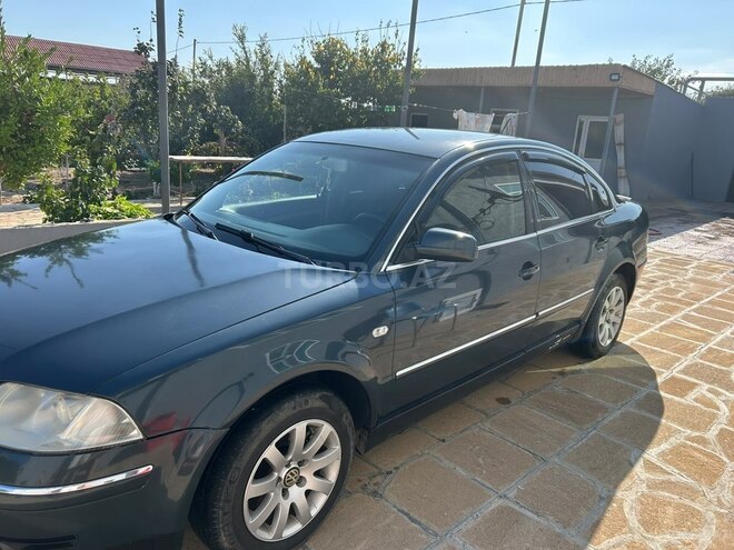 Volkswagen Passat 2001, 397,500 km - 1.8 l - Qobustan