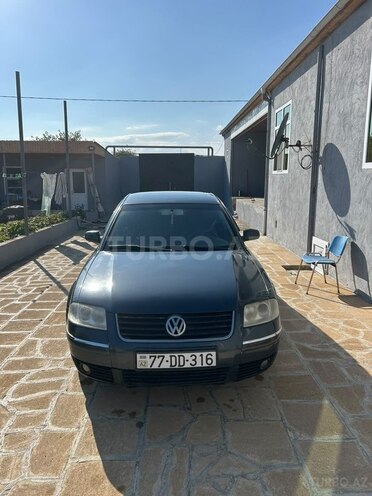 Volkswagen Passat 2001, 397,500 km - 1.8 l - Qobustan