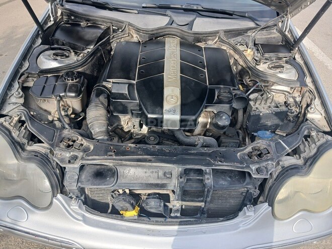Mercedes C 240 2000, 300,000 km - 2.6 л - Siyəzən