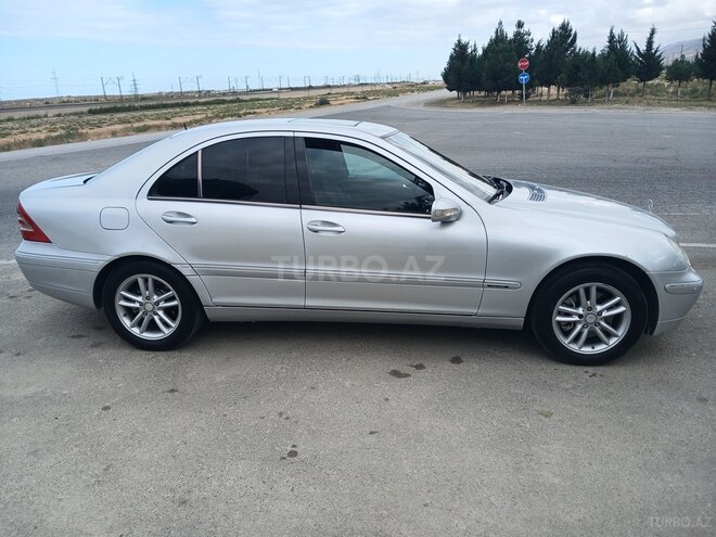 Mercedes C 240 2000, 300,000 km - 2.6 л - Siyəzən