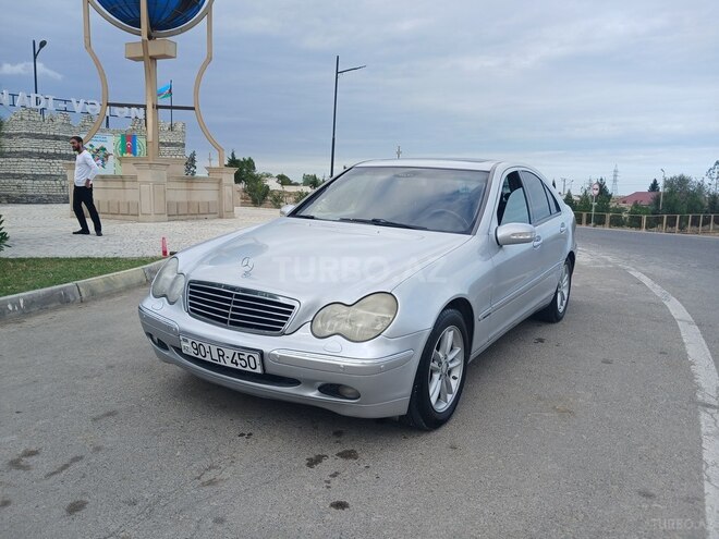 Mercedes C 240 2000, 300,000 km - 2.6 л - Siyəzən