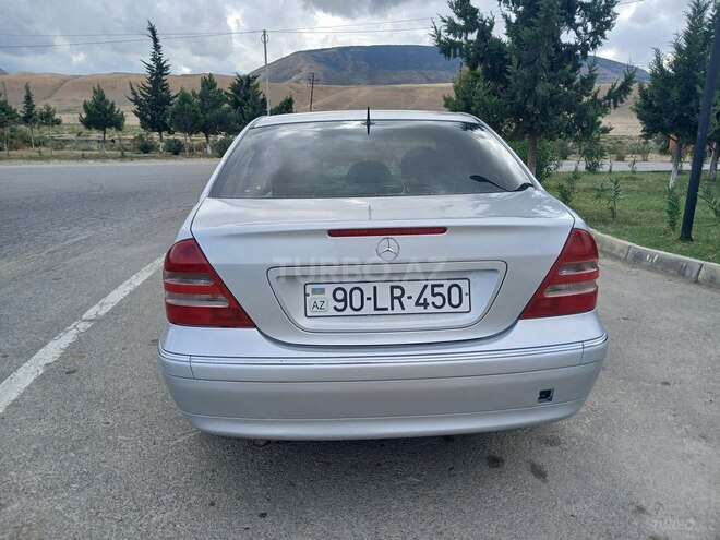 Mercedes C 240 2000, 300,000 km - 2.6 л - Siyəzən