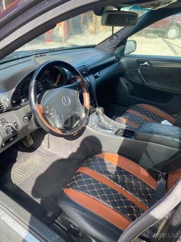Mercedes C 200 2001, 247,000 km - 2.0 l - Bakı