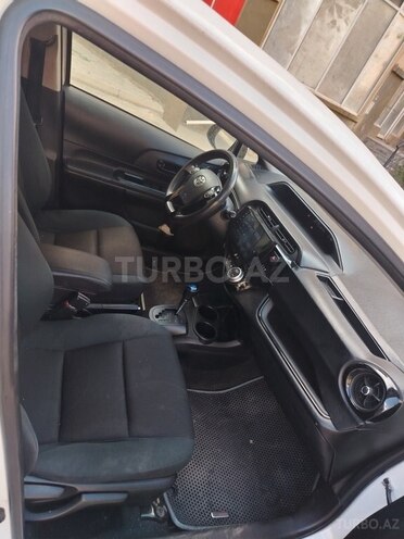 Toyota Aqua 2017, 206,400 km - 1.5 l - Bakı