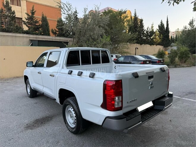 Mitsubishi L200 2024, 12,200 km - 2.4 l - Bakı