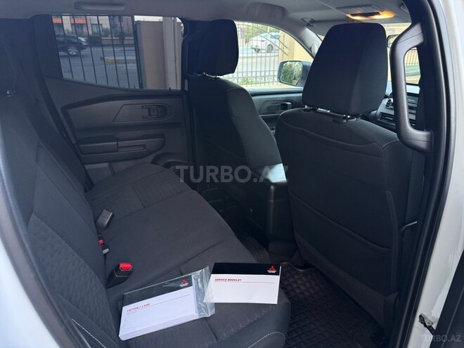 Mitsubishi L200 2024, 12,200 km - 2.4 l - Bakı