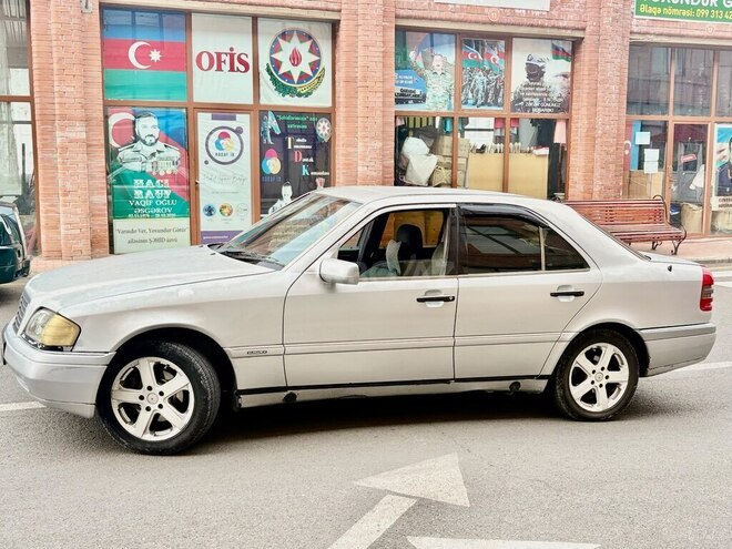 Mercedes C 220 1993, 245,330 km - 2.2 l - Gəncə