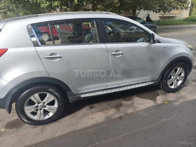 Kia Sportage 2011, 213,400 km - 2.0 l - Bakı