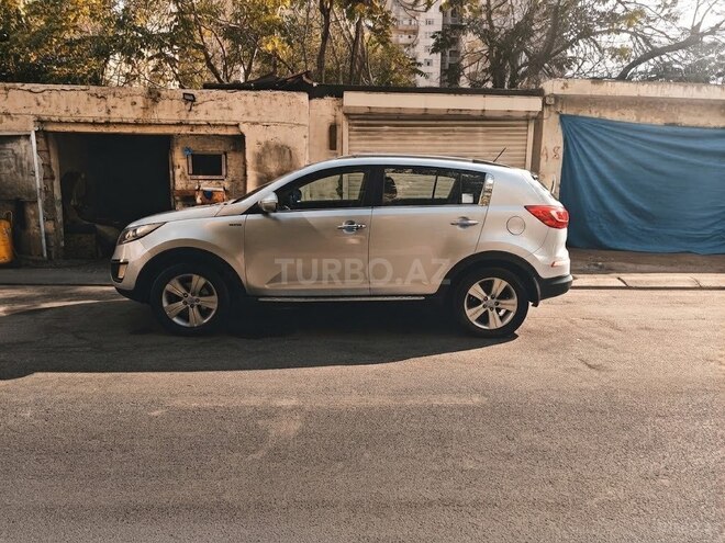 Kia Sportage 2011, 213,400 km - 2.0 l - Bakı
