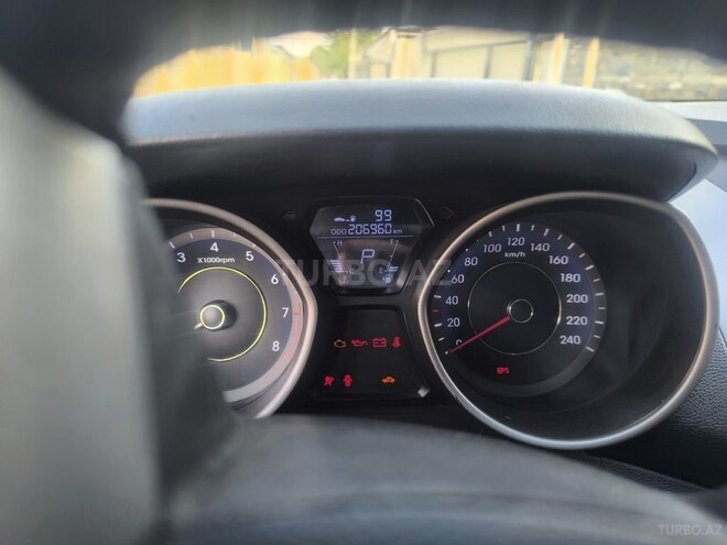 Hyundai Elantra 2011, 205,000 km - 1.8 л - Tovuz