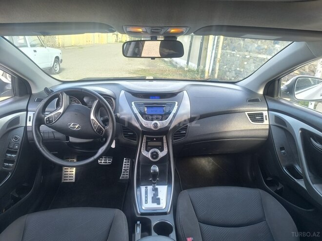 Hyundai Elantra 2011, 205,000 km - 1.8 л - Tovuz