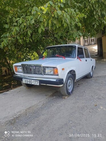 LADA (VAZ) 2107 2010, 260,000 km - 1.7 l - Ordubad