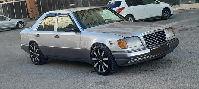 Mercedes E 300 1994, 325,000 km - 3.0 l - Bakı