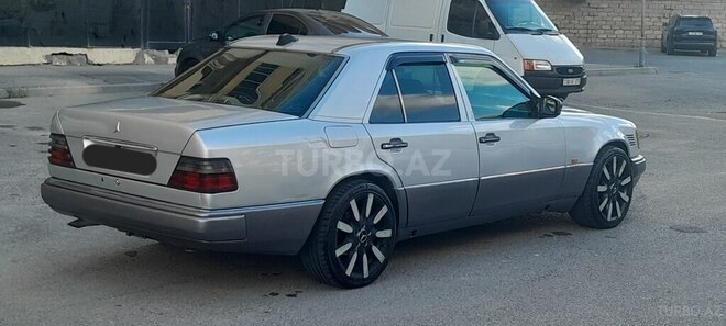 Mercedes E 300 1994, 325,000 km - 3.0 l - Bakı
