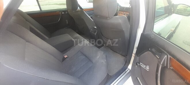 Mercedes E 300 1994, 325,000 km - 3.0 l - Bakı
