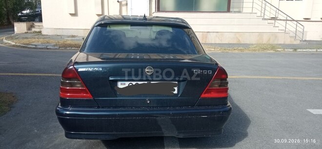Mercedes C 200 2000, 302,212 km - 2.0 l - Şəki