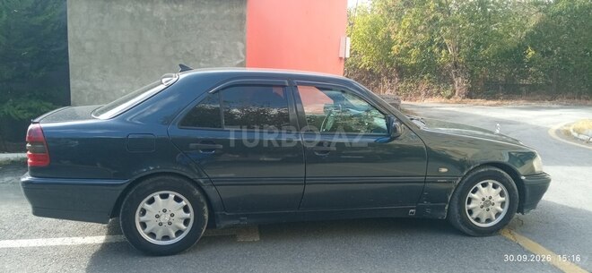 Mercedes C 200 2000, 302,212 km - 2.0 l - Şəki