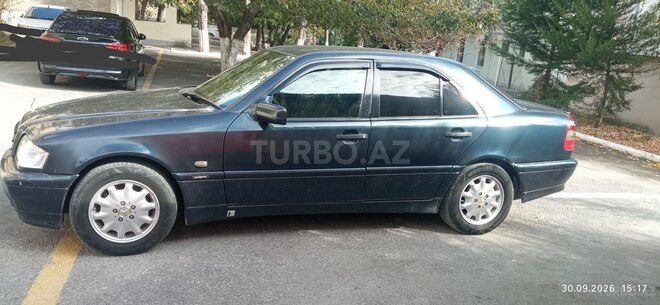 Mercedes C 200 2000, 302,212 km - 2.0 l - Şəki