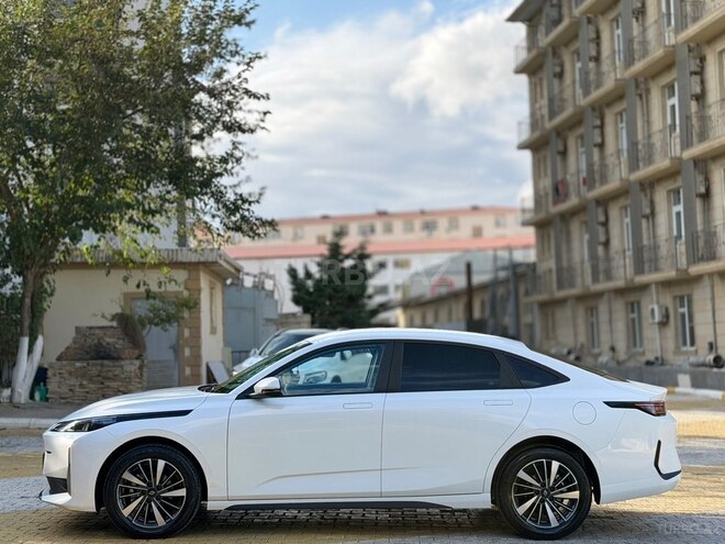 Changan Qiyuan A05 2024, 60,000 km - 1.5 л - Bakı