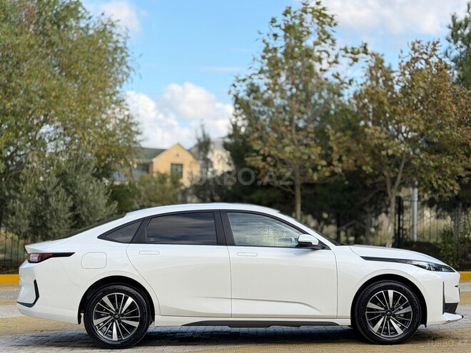 Changan Qiyuan A05 2024, 60,000 km - 1.5 л - Bakı