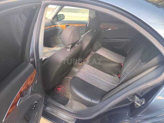 Mercedes E 240 2003, 303,000 km - 2.6 l - Bakı