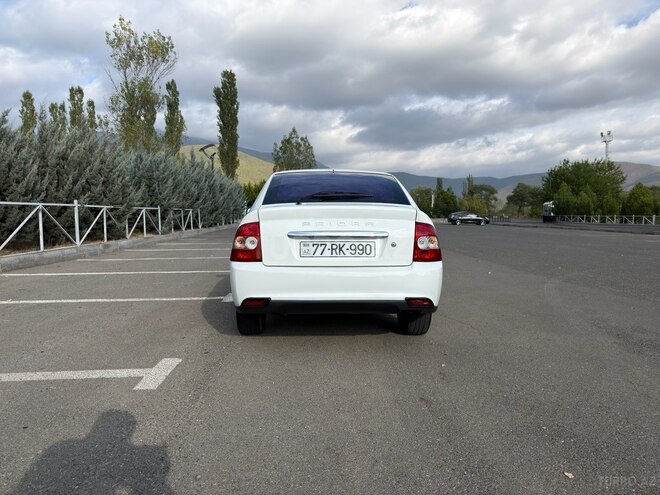 LADA (VAZ) Priora 2013, 340,000 km - 1.6 л - Şəki