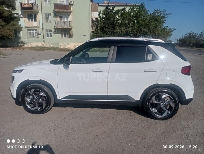 Hyundai Venue 2024, 18,450 km - 1.6 l - Bakı
