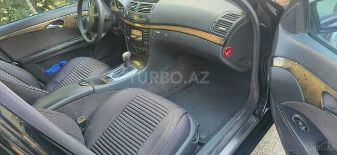 Mercedes E 270 2002, 328,000 km - 2.7 l - Bakı