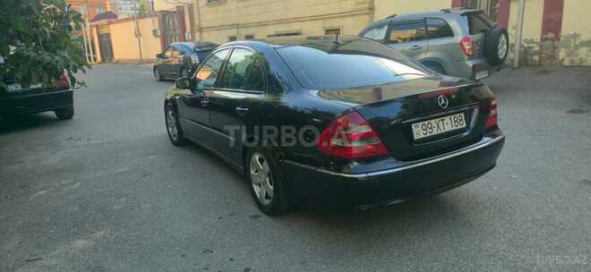 Mercedes E 270 2002, 328,000 km - 2.7 l - Bakı