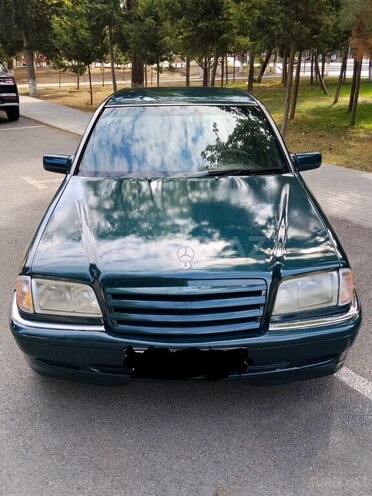 Mercedes C 220 1998, 560,000 km - 2.2 l - Sumqayıt