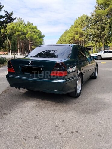 Mercedes C 220 1998, 560,000 km - 2.2 l - Sumqayıt