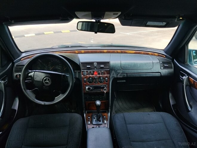 Mercedes C 220 1998, 560,000 km - 2.2 l - Sumqayıt