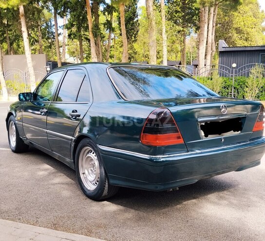 Mercedes C 220 1998, 560,000 km - 2.2 l - Sumqayıt