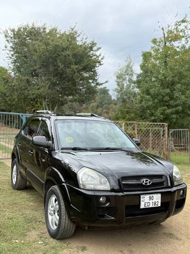 Hyundai Tucson 2007, 241,674 km - 2.0 l - Astara