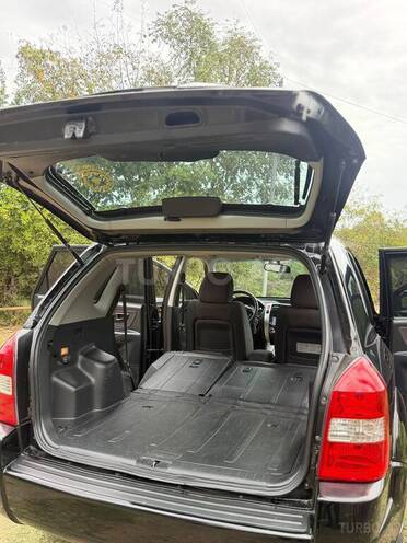 Hyundai Tucson 2007, 241,674 km - 2.0 l - Astara