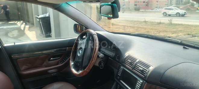 BMW 535 2003, 276,000 km - 3.5 l - Sumqayıt