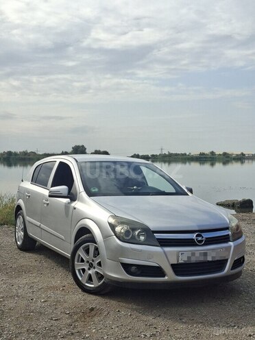 Opel Astra 2006, 288,000 km - 1.4 l - Mingəçevir