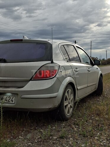 Opel Astra 2006, 288,000 km - 1.4 l - Mingəçevir