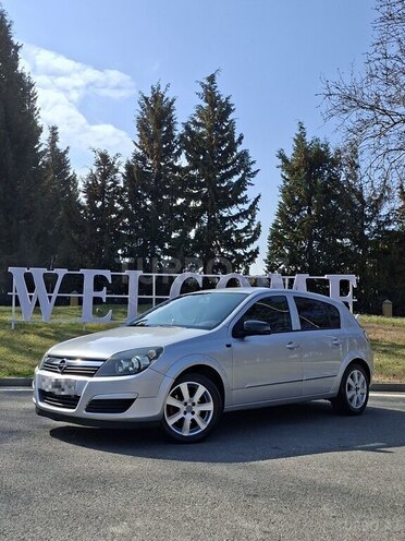 Opel Astra 2006, 288,000 km - 1.4 l - Mingəçevir