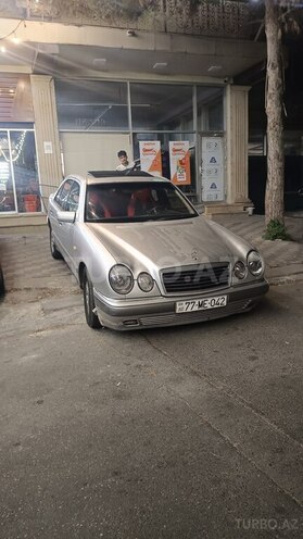 Mercedes E 220 1999, 400,000 km - 2.2 l - Masallı