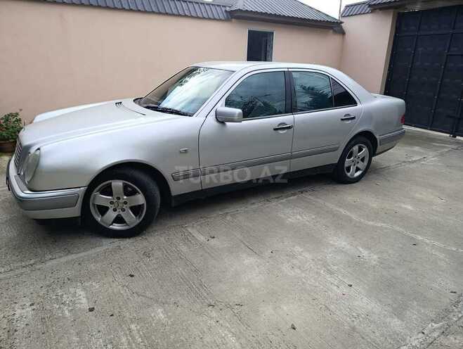 Mercedes E 230 1997, 342,588 km - 2.3 л - Qəbələ