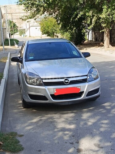 Opel Astra 2006, 289,364 km - 1.3 l - Mingəçevir