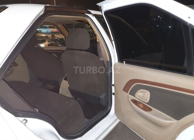 Peugeot 405 2019, 168,000 km - 1.6 l - Lənkəran