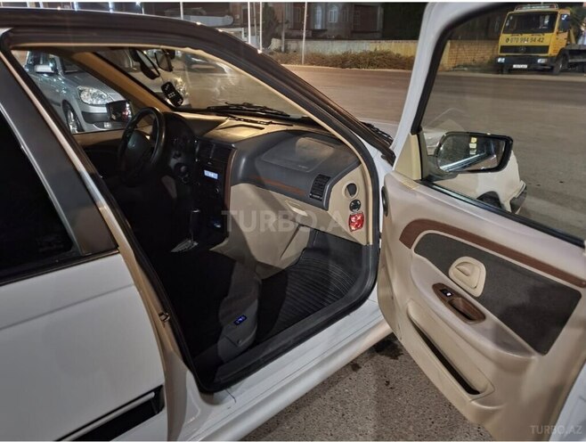 Peugeot 405 2019, 168,000 km - 1.6 l - Lənkəran